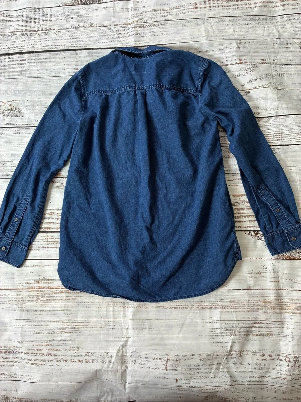 J. Crew Denim Shirt Women’s XS Blue Jean Quarter Button Boy Fit Classic